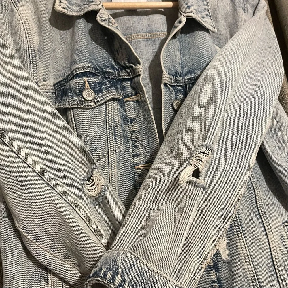 Old Navy Denim Womens Jacket Light Wash Size Medium - Picture 6 of 9